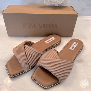 Steve Madden - Ravina Sandals Size 8.5